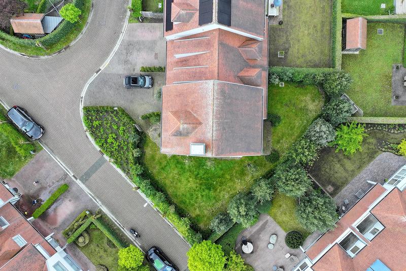 Gerenoveerde luxe villa in Knokke vlak bij het strand, buitenaanzicht