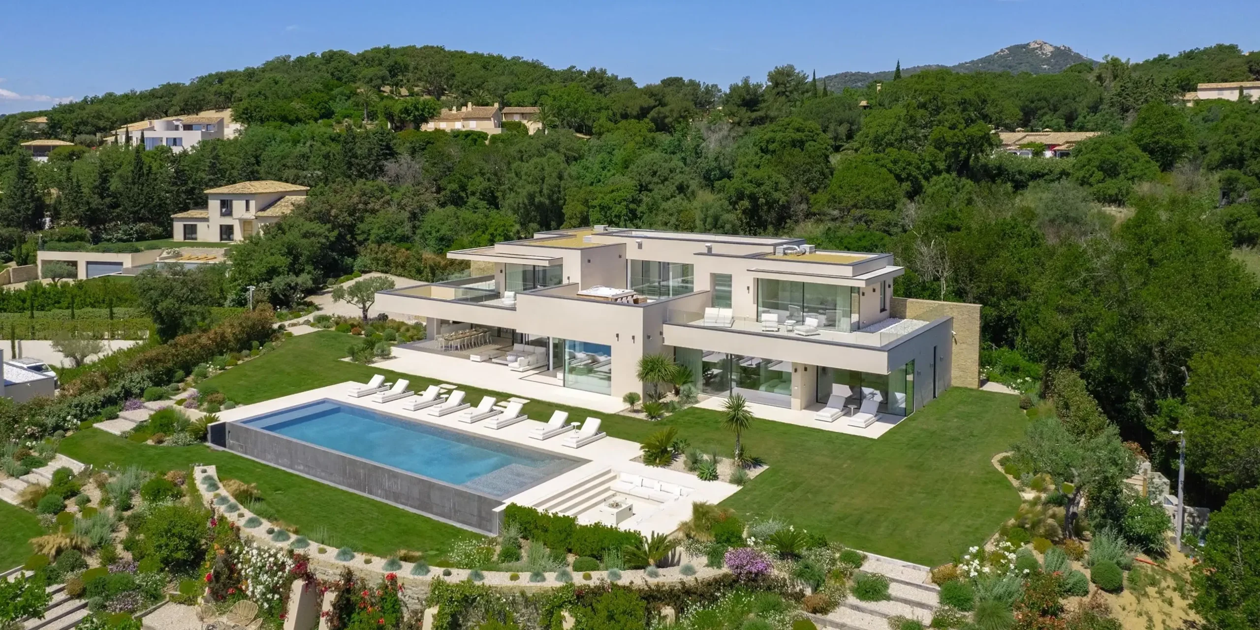 vakantievilla Grimaud, villa te huur Grimaud, villa huren Grimaud, villa airbnb Grimaud, villa met zwembad Grimaud, vakantievilla met zwembad Grimaud, luxury villa rental Grimaud, JAMES the BnB Butler Grimaud, yacht charter Grimaud, villa for rent Grimaud, villa Rental Grimaud, Charles Ulysse Saint Tropez, lalmy care Saint Tropez, Villa Juno Saint Tropez, blade saint Tropez, luxury villa for rent Saint Tropez, Villa with sea view Saint Tropez