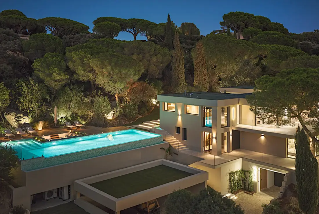 Villa Casa Bianca. st tropez, villa ​m​et zwembad ​t​e huur Ramatuelle, St Tropez villa, ​v​akantievilla Saint Tropez, ​h​uur villa st tropez, concierge service st tropez, james st tropez, villa ​t​e huur saint tropez, villa airbnb st tropez, villa bianca st tropez, ​v​akantievilla ​m​et ​z​wembad st tropez, casa bianca st tropez, ​p​rive chef saint tropez, butler st tropez, casa bianca ramatuelle, villa casa bianca ramatuelle st tropez, Bo house St tropez, bo house villa saint tropez, villa Bo house st tropez